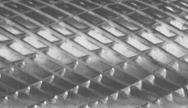 Carbo-Mill double cut flute pattern detail