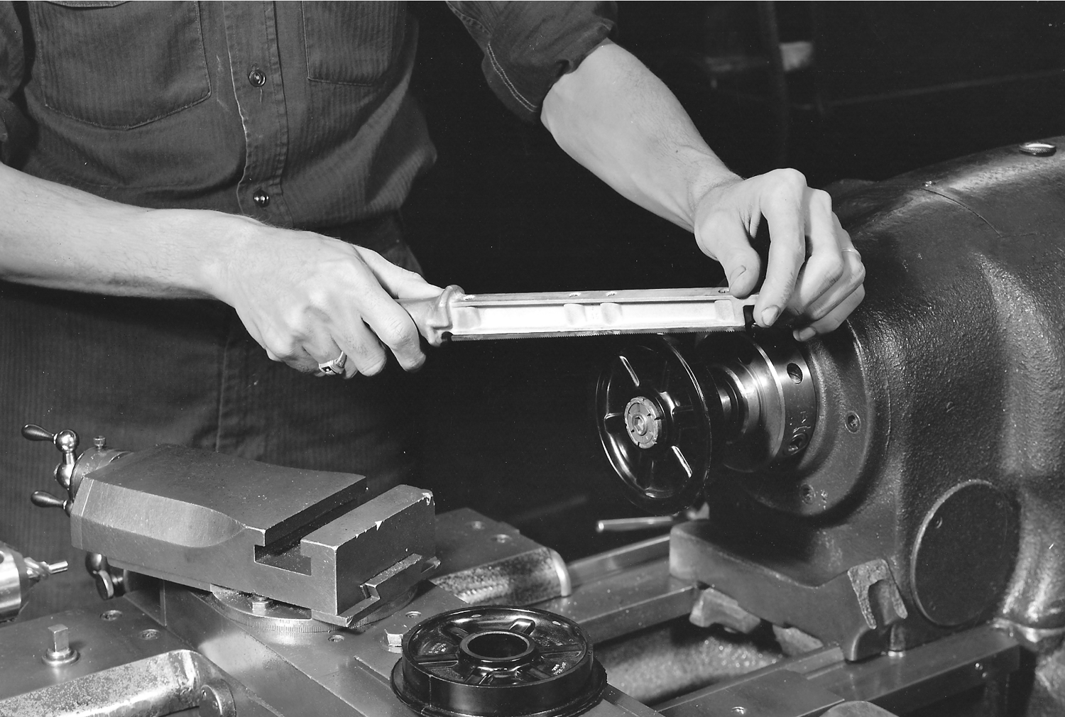 Hand file technique demonstration